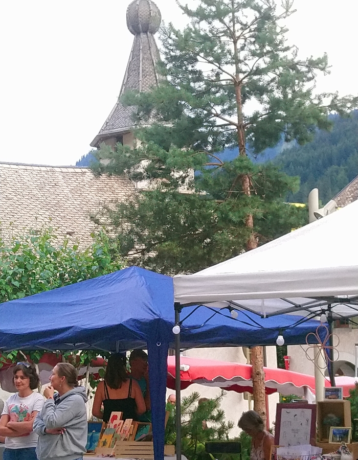 marches hebdomadaires de l'ete