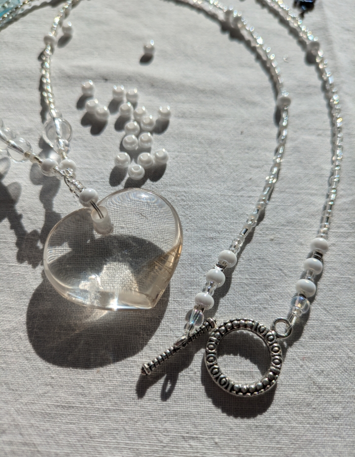 Coeur en cristal de roche.