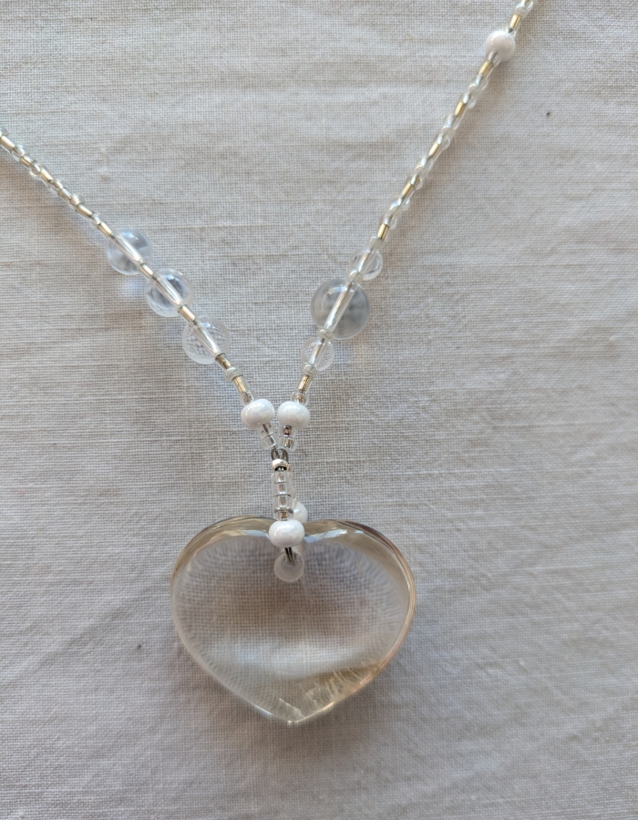 Coeur en cristal de roche.