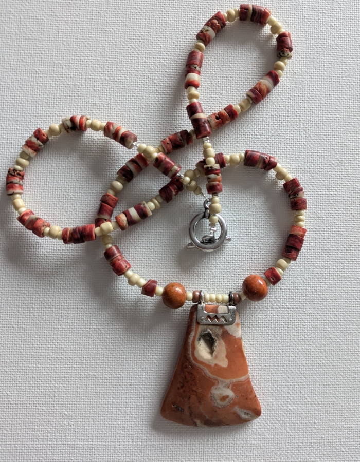 Jaspe rouge "sauvage".